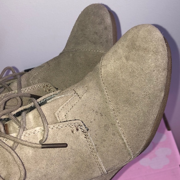 3/$25 Toms Wedge Bootie - Picture 3 of 5